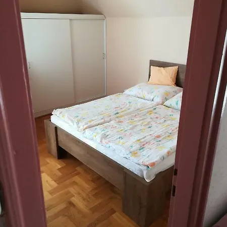 Apartamento Vanessa Apartman *