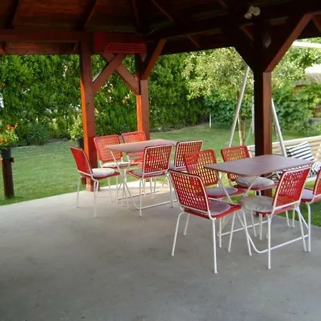Apartamento Vanessa Apartman *