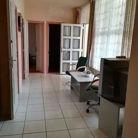 Vanessa Apartman *